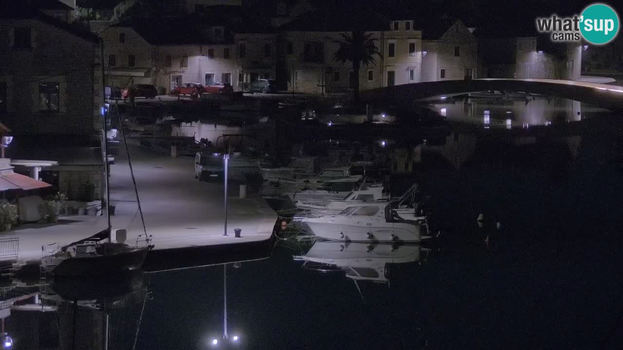 Kamera Hvar Vrboska marina | | Dalmacija