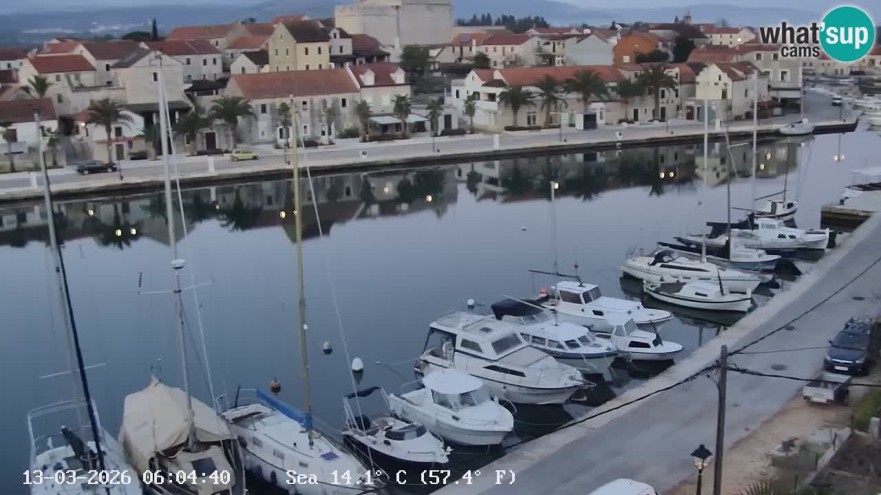 Camera Hvar Vrboska marina | isla de Hvar | Dalmacia
