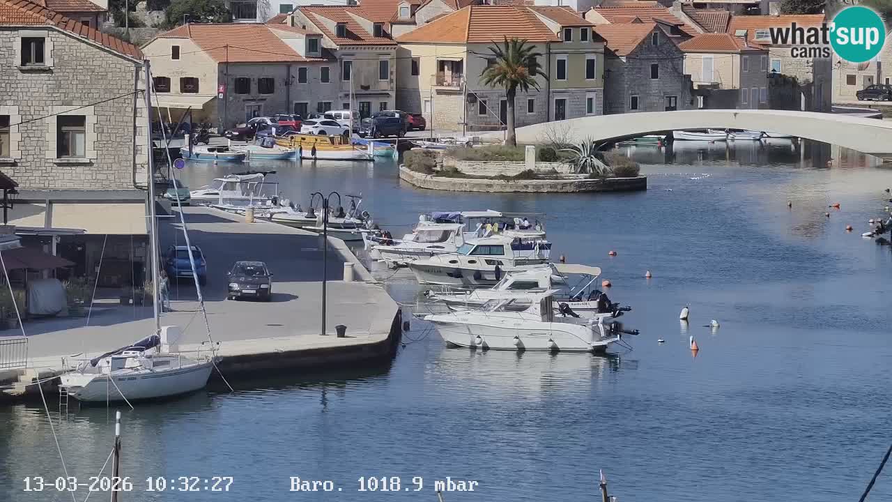 Kamera Hvar Vrboska marina | | Dalmacija