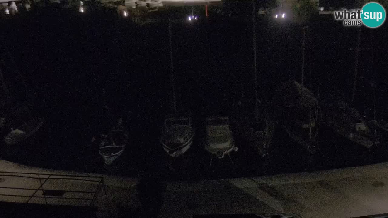 Kamera Hvar Vrboska marina | | Dalmacija