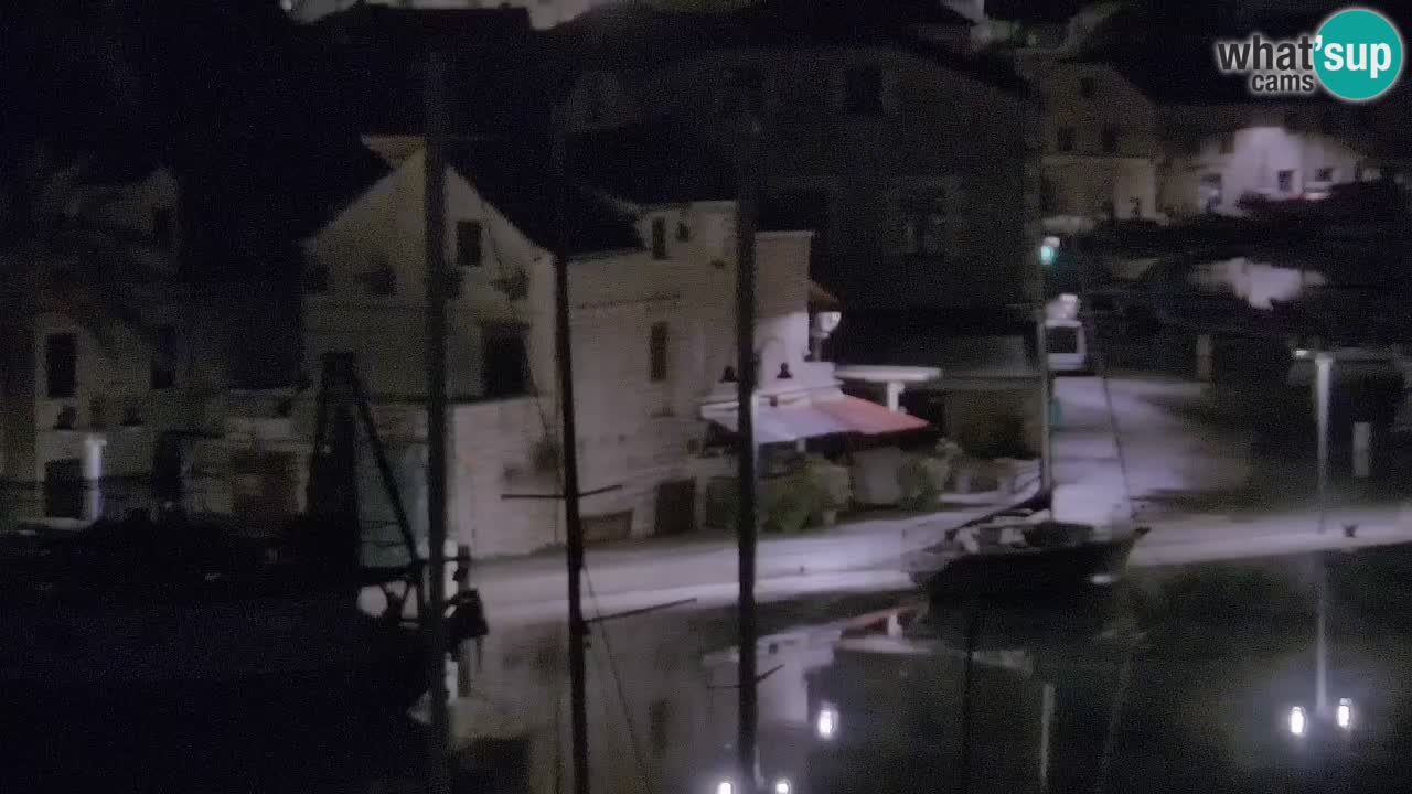 Kamera Hvar Vrboska marina | | Dalmacija