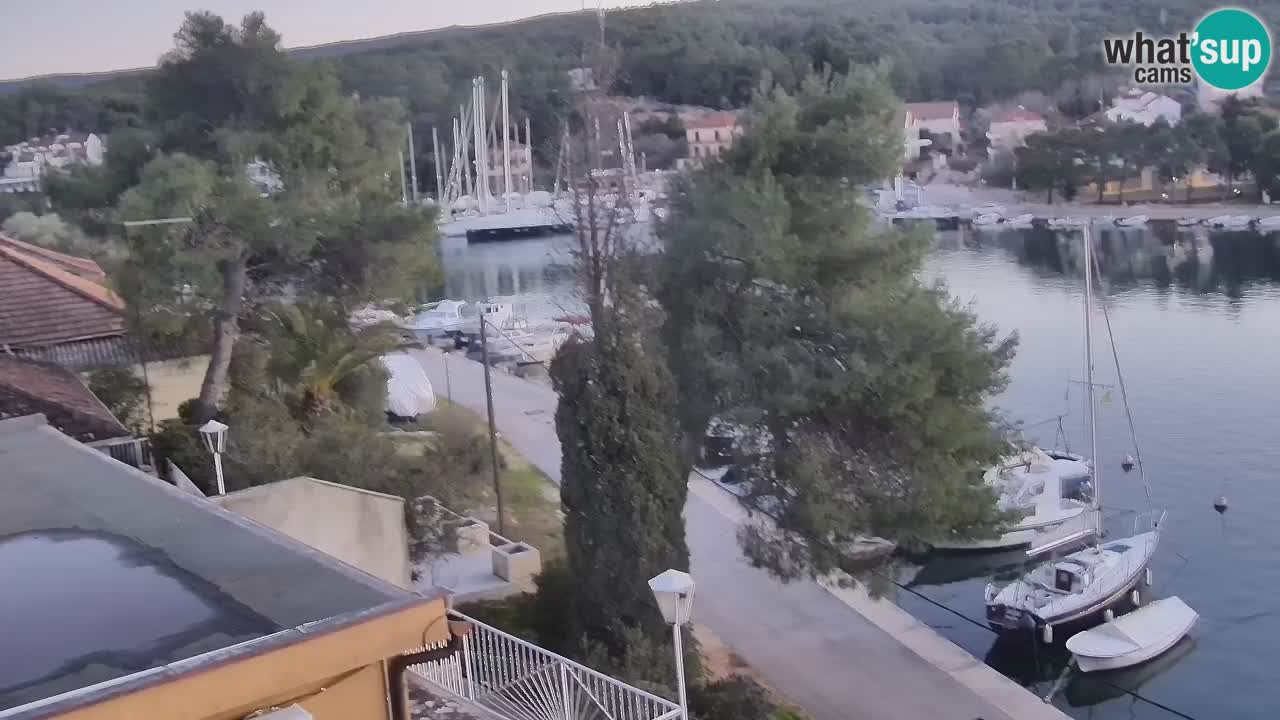 Kamera Hvar Vrboska marina | | Dalmacija