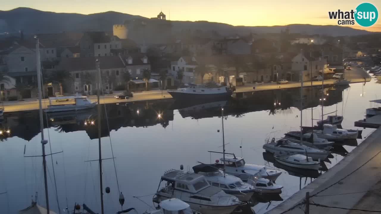 Kamera Hvar Vrboska marina | | Dalmacija