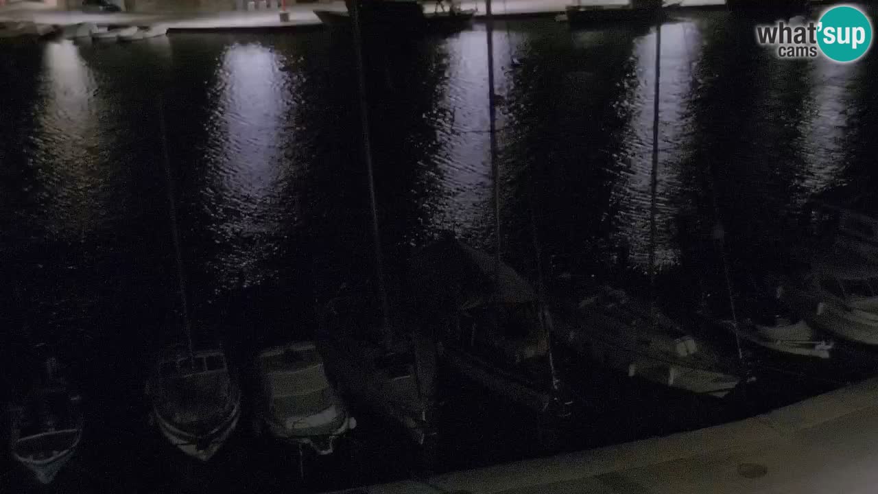Kamera Hvar Vrboska marina | | Dalmacija