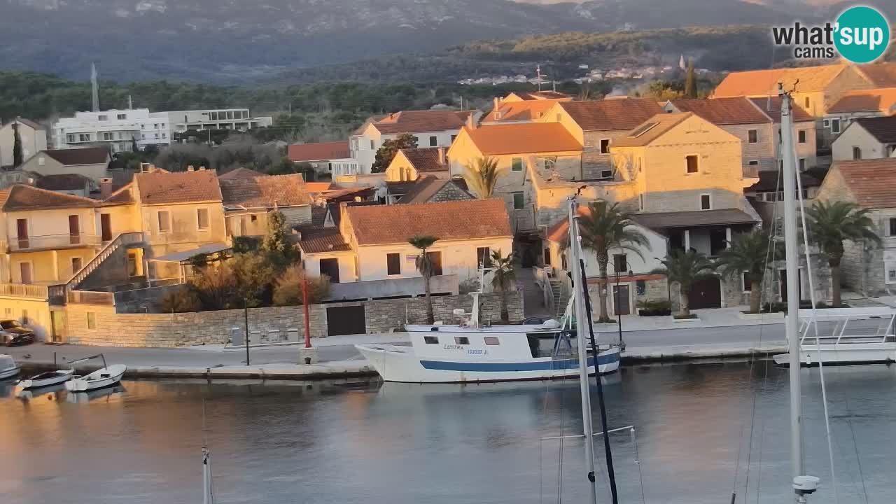 Kamera Hvar Vrboska marina | | Dalmacija