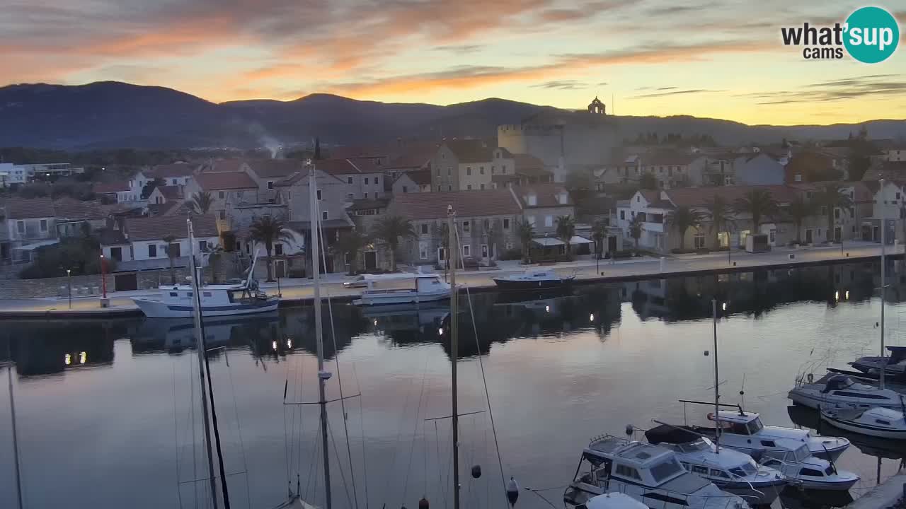 Kamera Hvar Vrboska marina | | Dalmacija