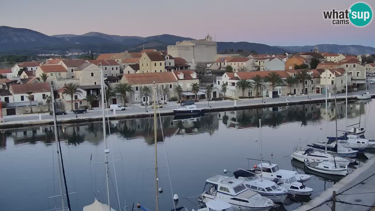 Camera Hvar Vrboska marina | isla de Hvar | Dalmacia