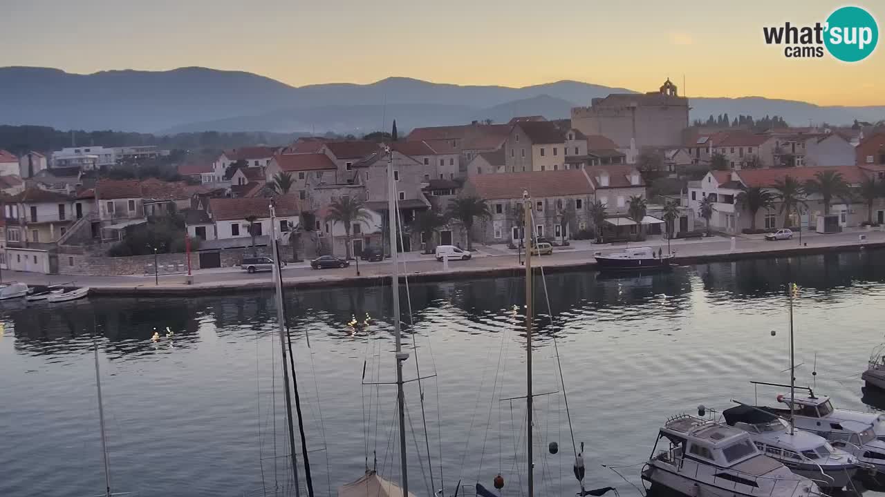 Kamera Hvar Vrboska marina | | Dalmacija
