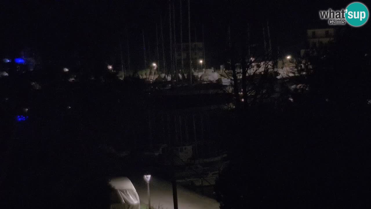 Kamera Hvar Vrboska marina | | Dalmacija