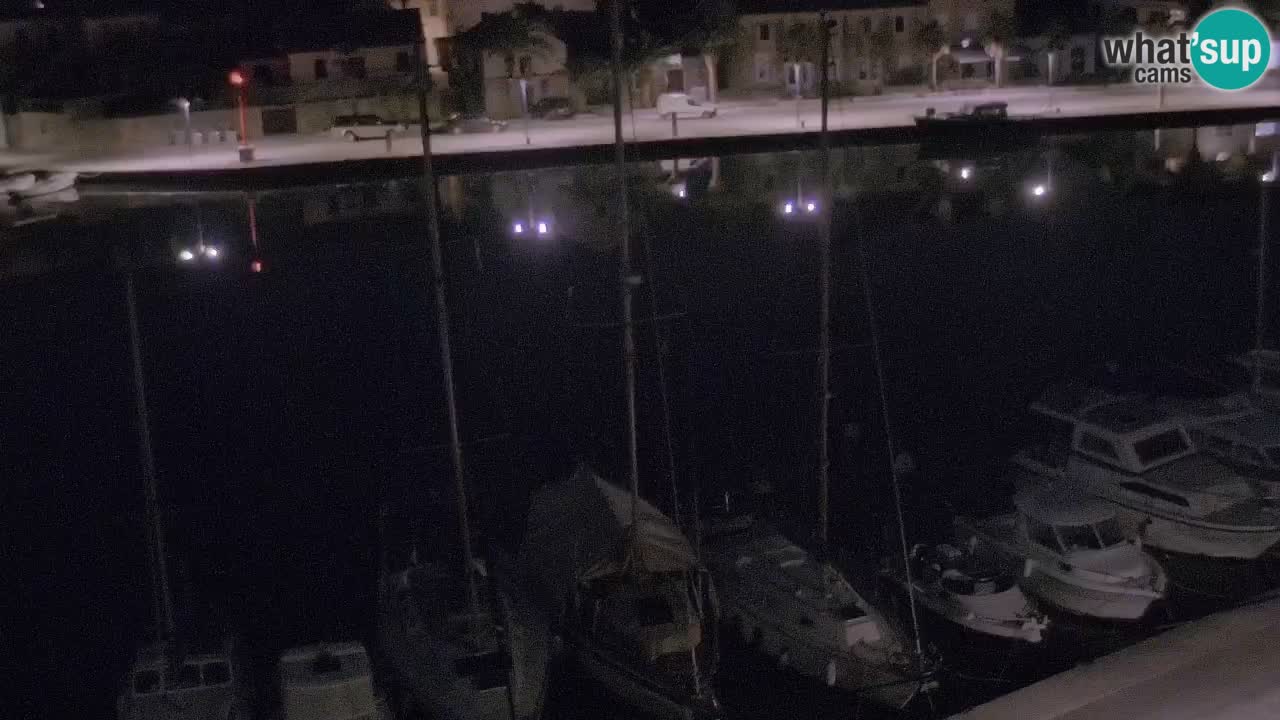 Camera Hvar Vrboska marina | isla de Hvar | Dalmacia