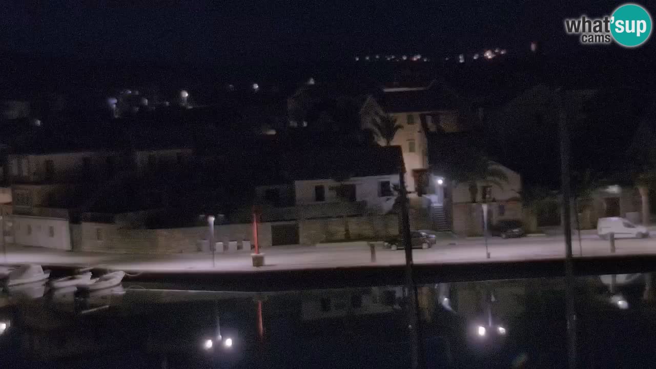 Camera Hvar Vrboska marina | isla de Hvar | Dalmacia