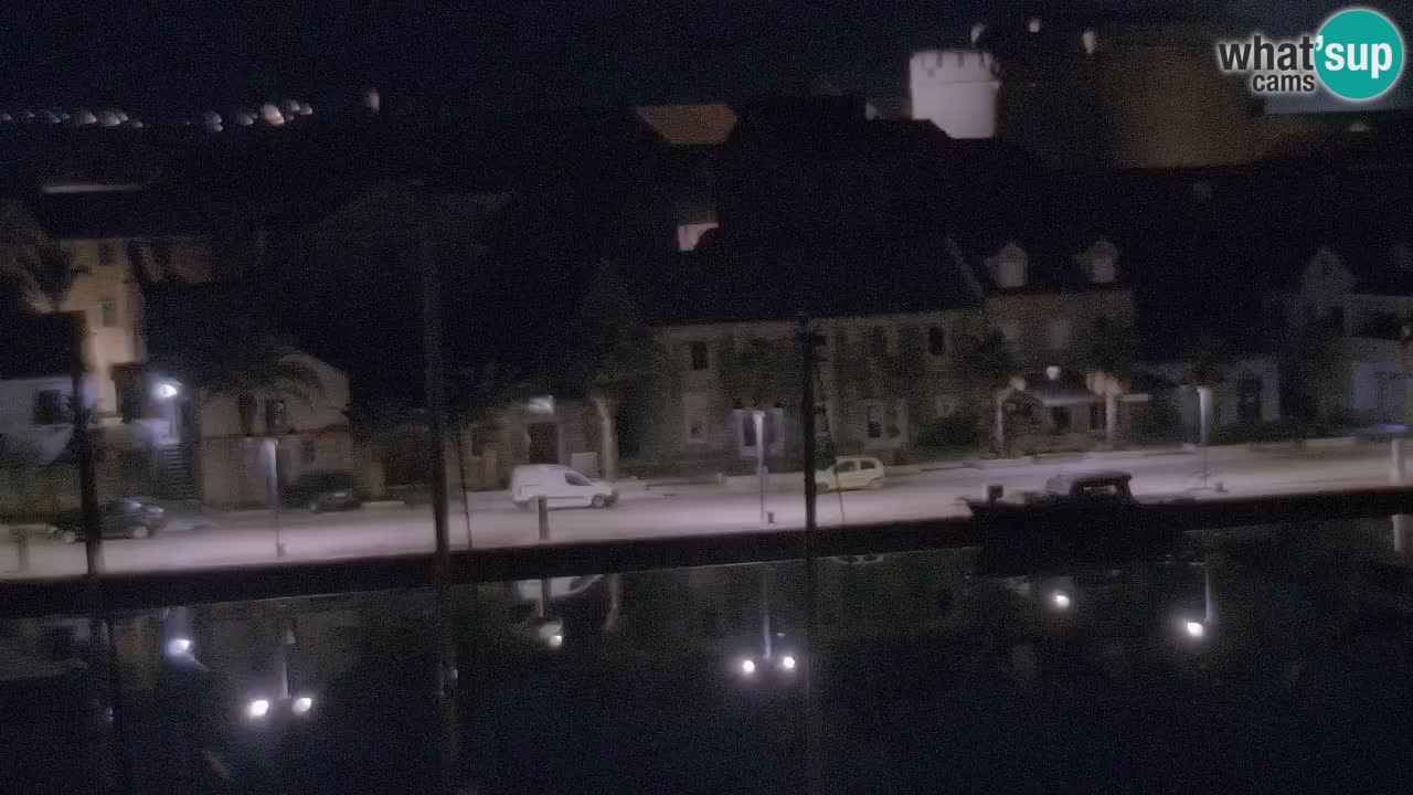 Kamera Hvar Vrboska marina | | Dalmacija