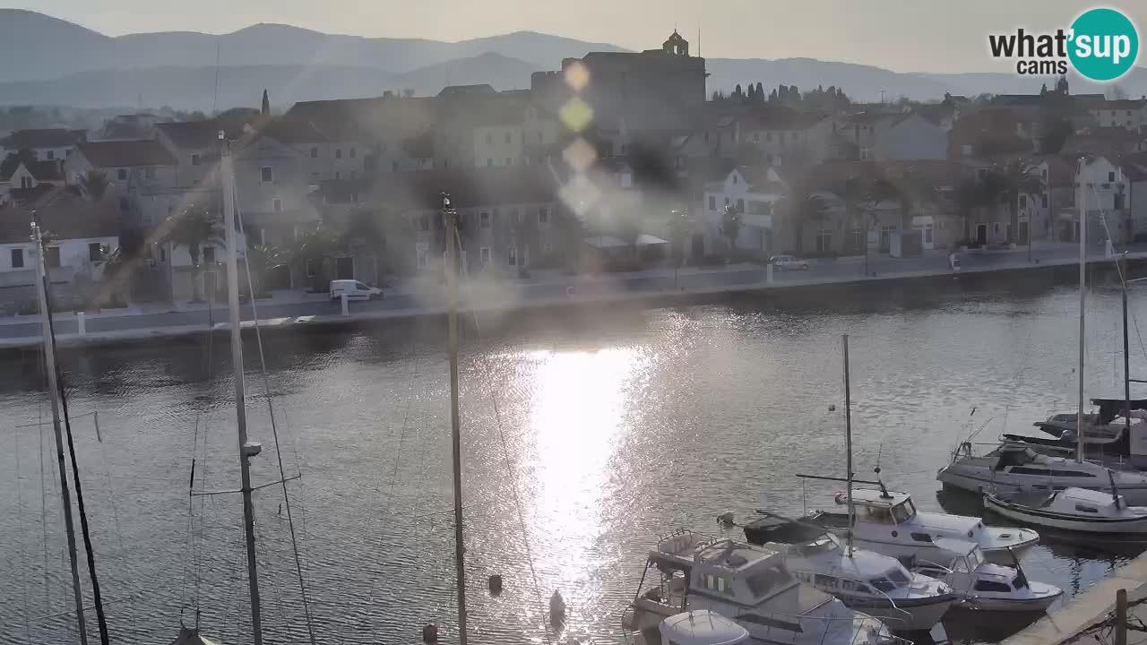 Kamera Hvar Vrboska marina | | Dalmacija