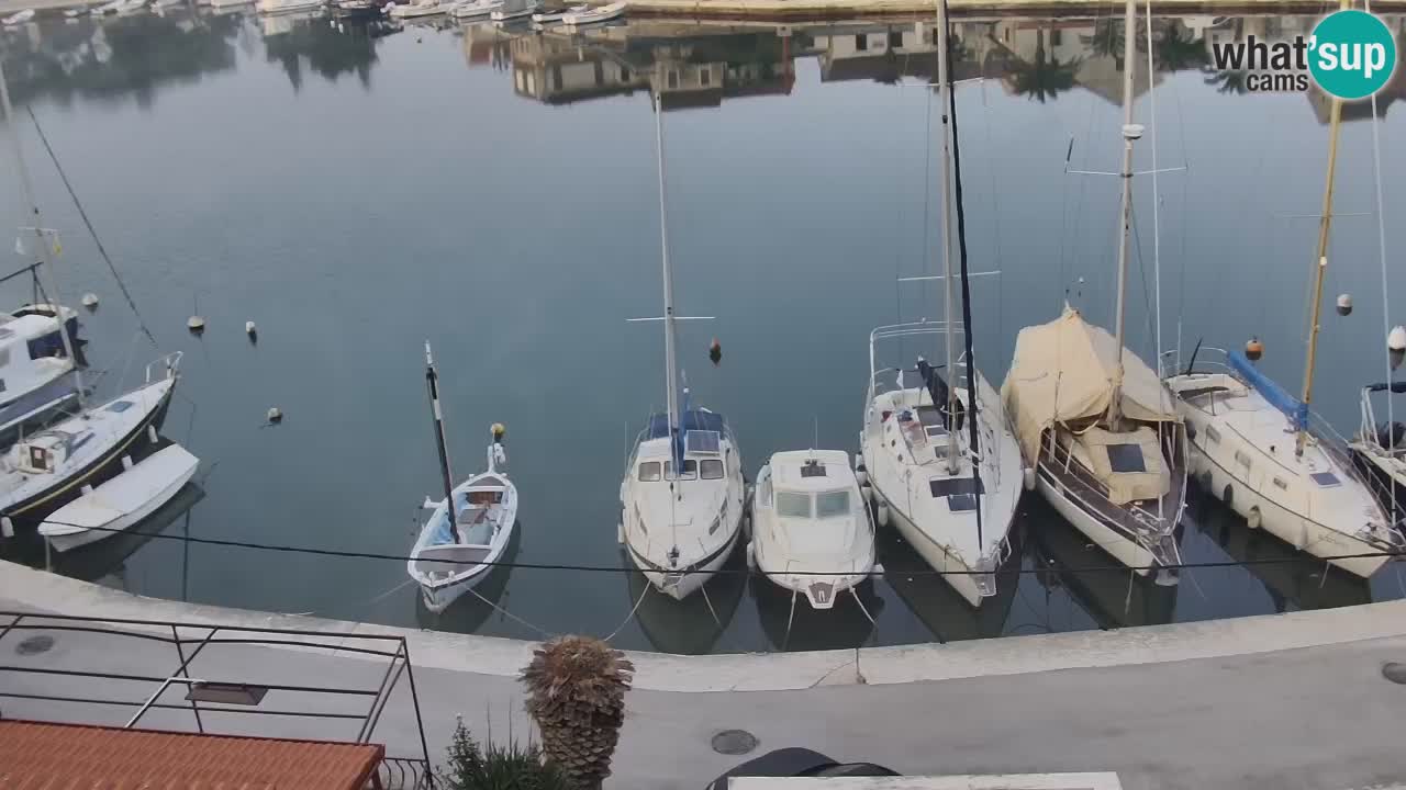 Kamera Hvar Vrboska marina | | Dalmacija