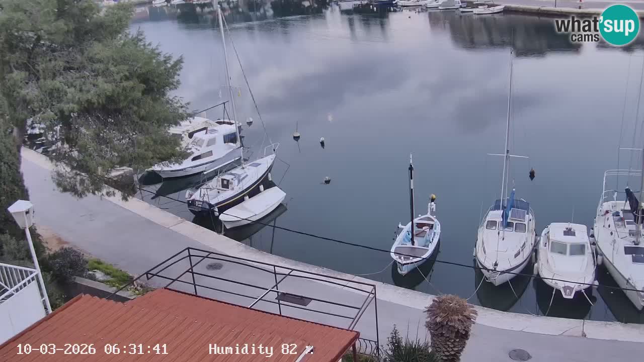 Kamera Hvar Vrboska marina | | Dalmacija