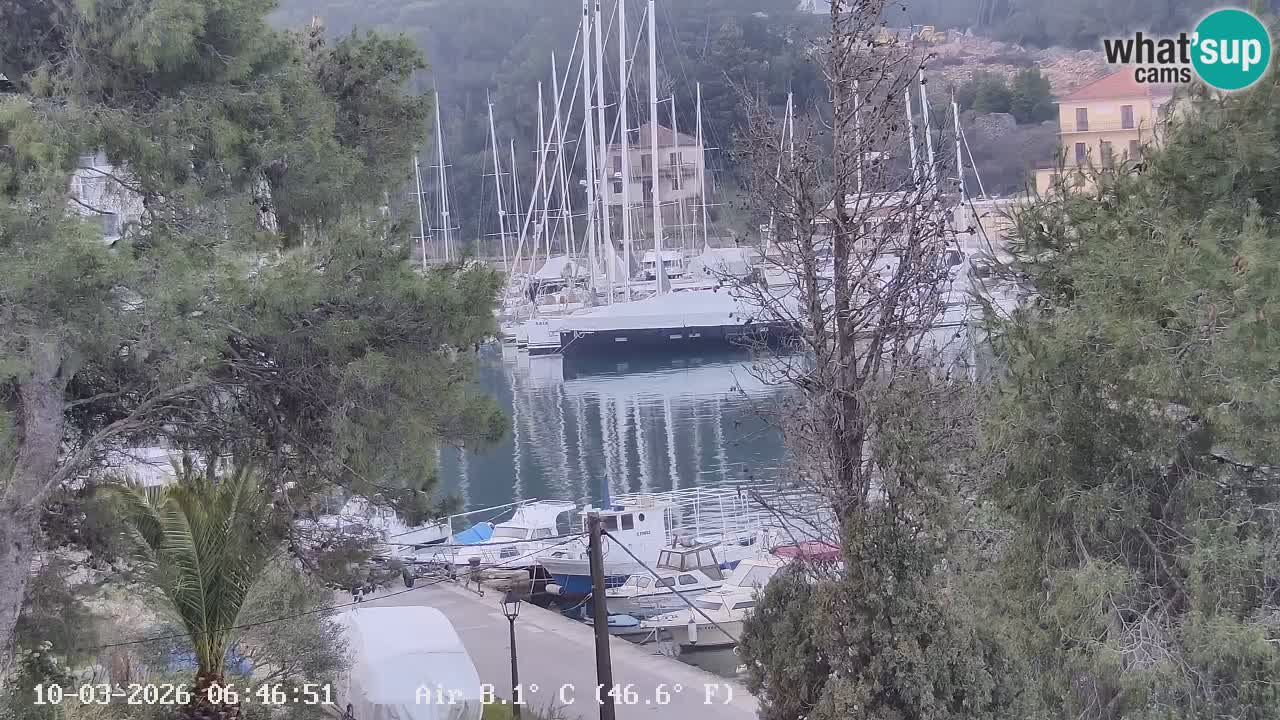 Kamera Hvar Vrboska marina | | Dalmacija