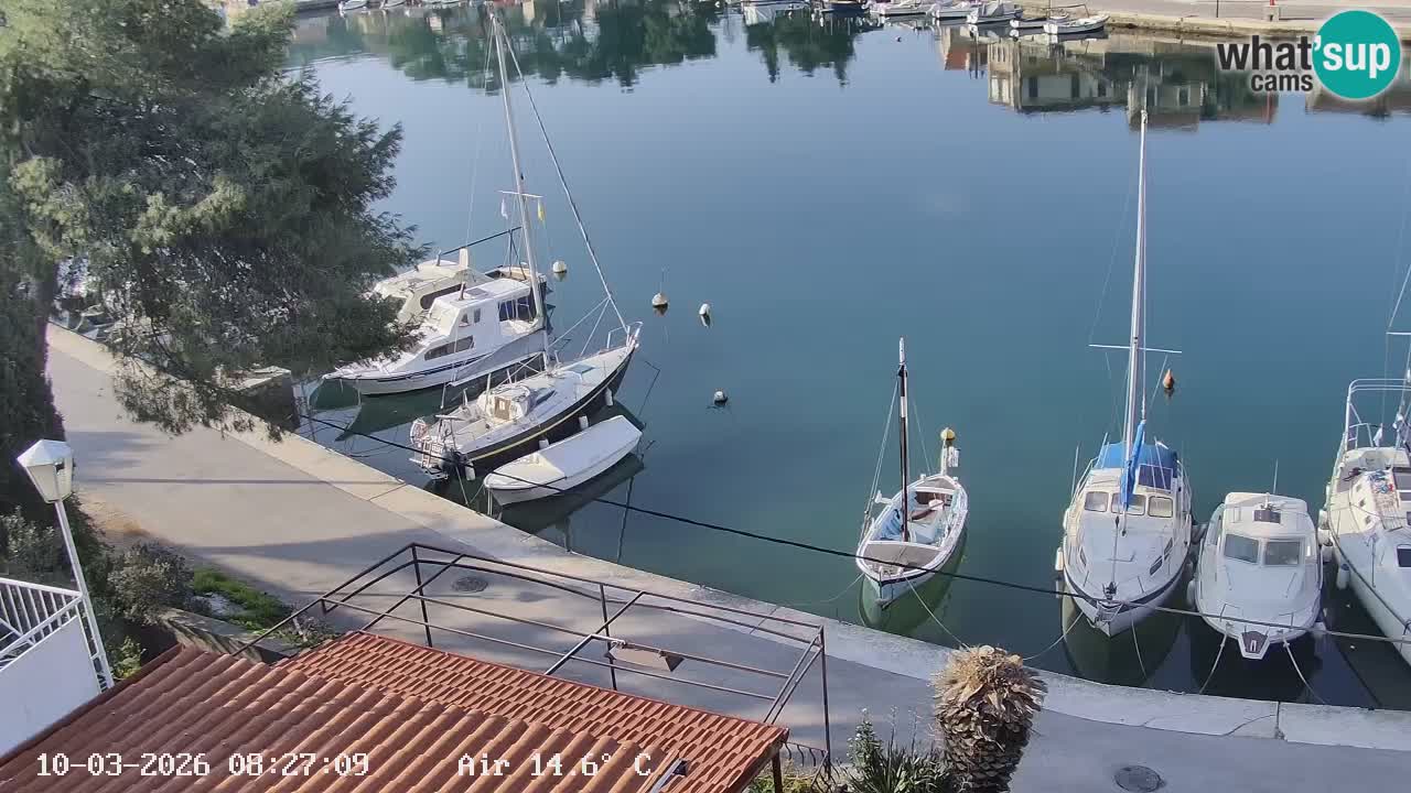 Kamera Hvar Vrboska marina | | Dalmacija