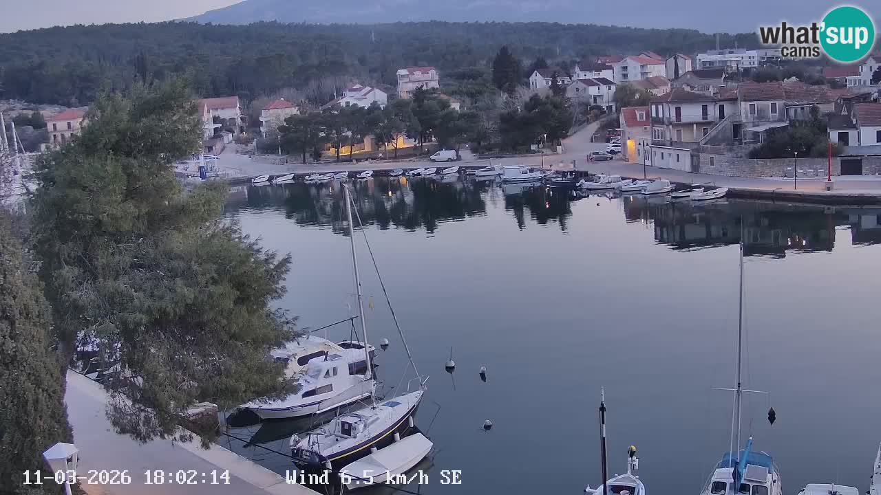 Kamera Hvar Vrboska marina | | Dalmacija