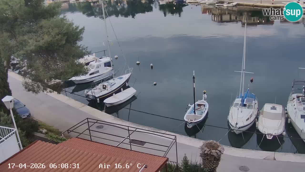 Kamera Hvar Vrboska marina | | Dalmacija