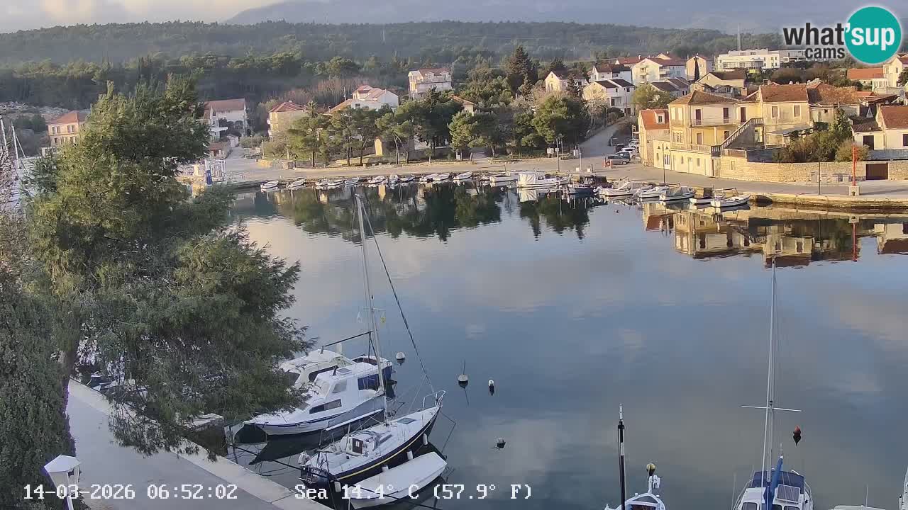 Kamera Hvar Vrboska marina | | Dalmacija
