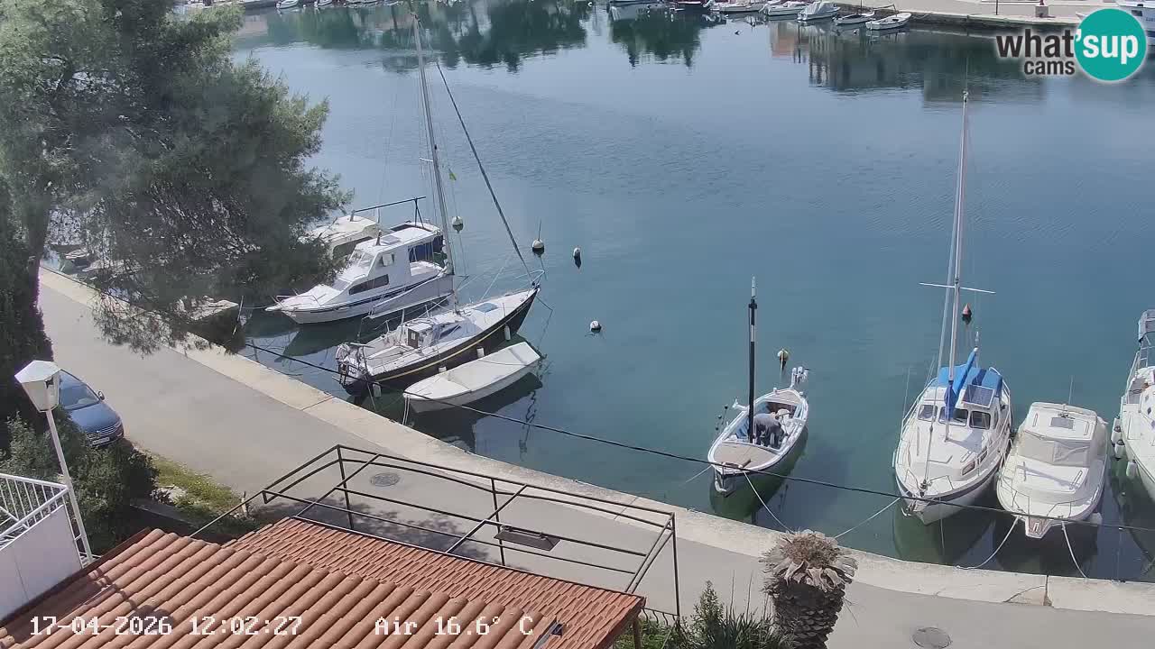 Kamera Hvar Vrboska marina | | Dalmacija