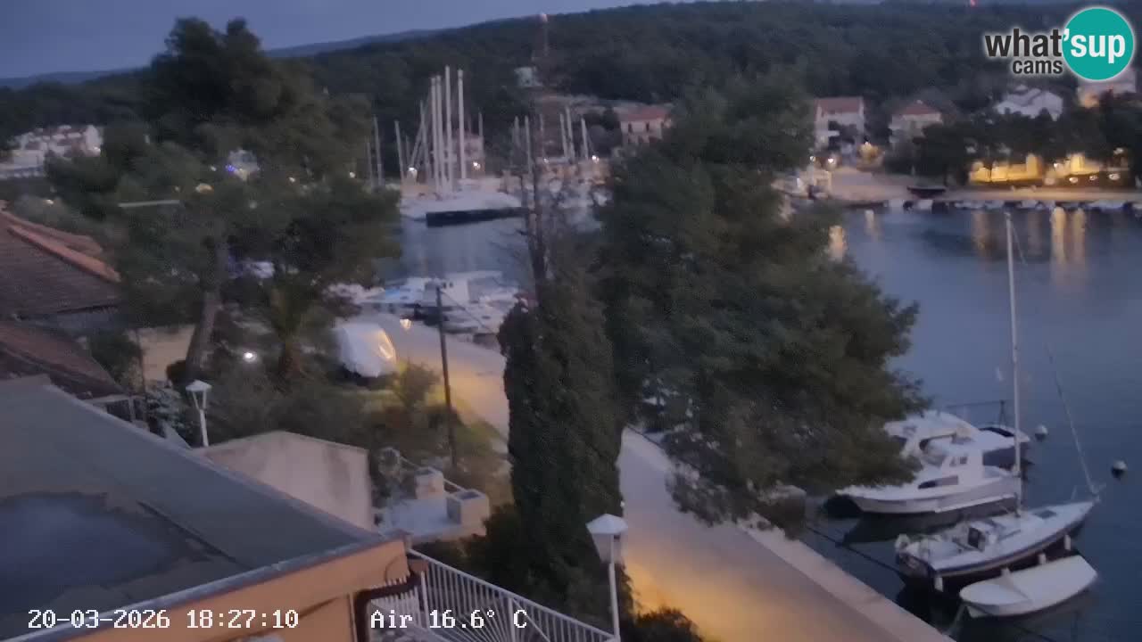 Kamera Hvar Vrboska marina | | Dalmacija