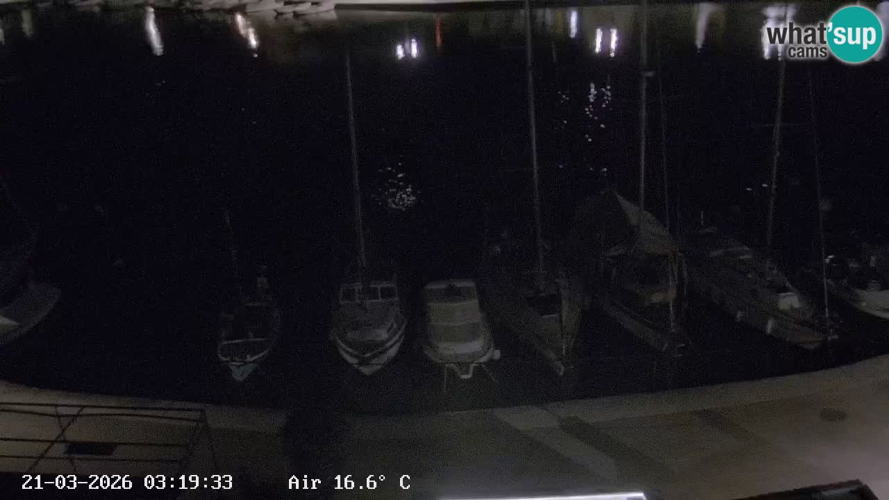 Kamera Hvar Vrboska marina | | Dalmacija