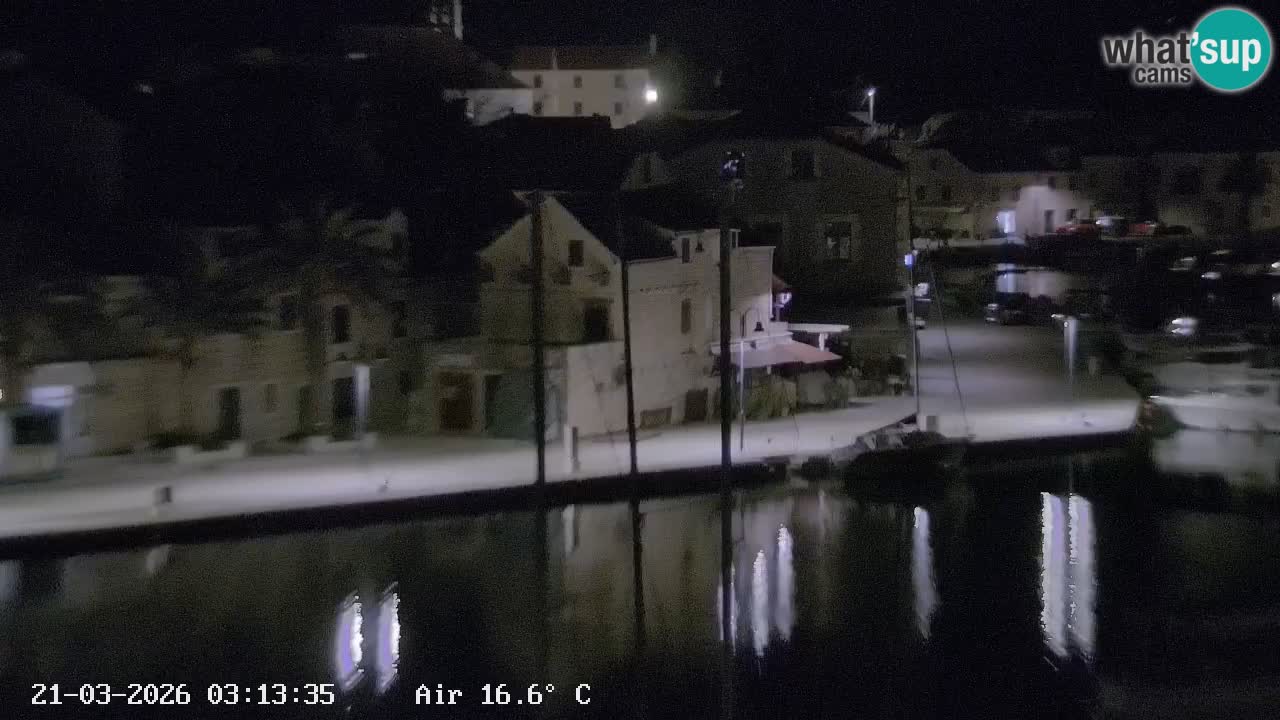 Kamera Hvar Vrboska marina | | Dalmacija