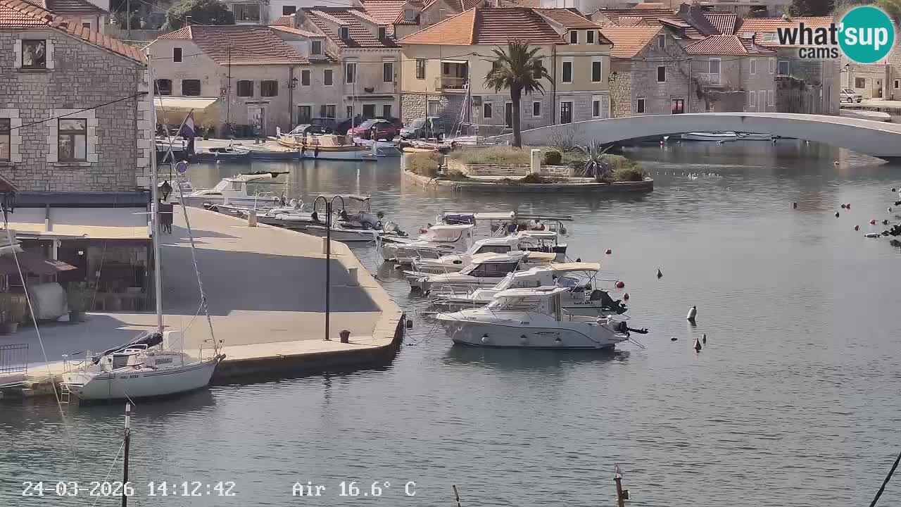Kamera Hvar Vrboska marina | | Dalmacija