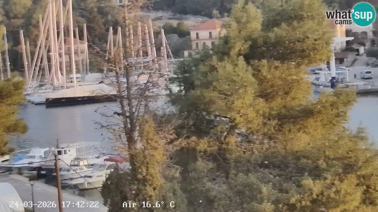 Livecam Vrboska marina | Hvar island | Dalmatia