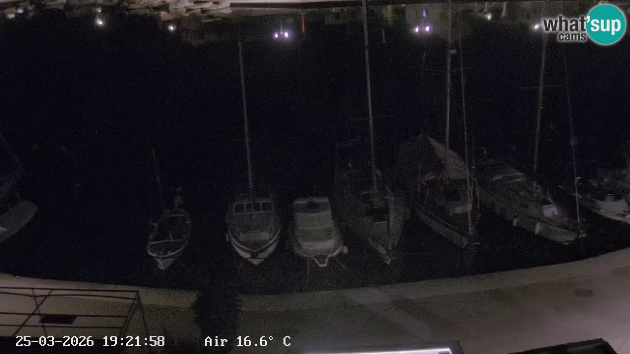 Camera Hvar Vrboska marina | isla de Hvar | Dalmacia