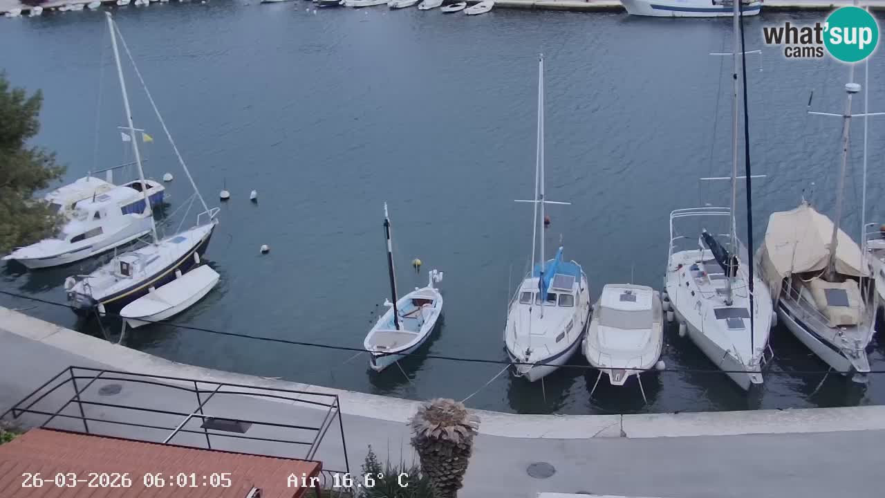 Camera Hvar Vrboska marina | isla de Hvar | Dalmacia