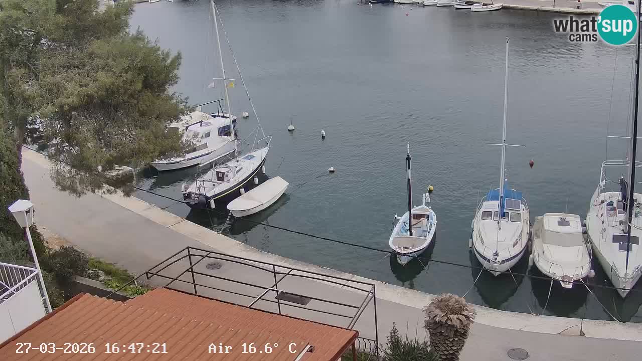 Kamera Hvar Vrboska marina | | Dalmacija
