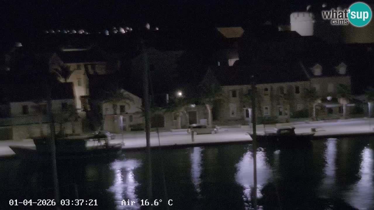 Camera Hvar Vrboska marina | isla de Hvar | Dalmacia