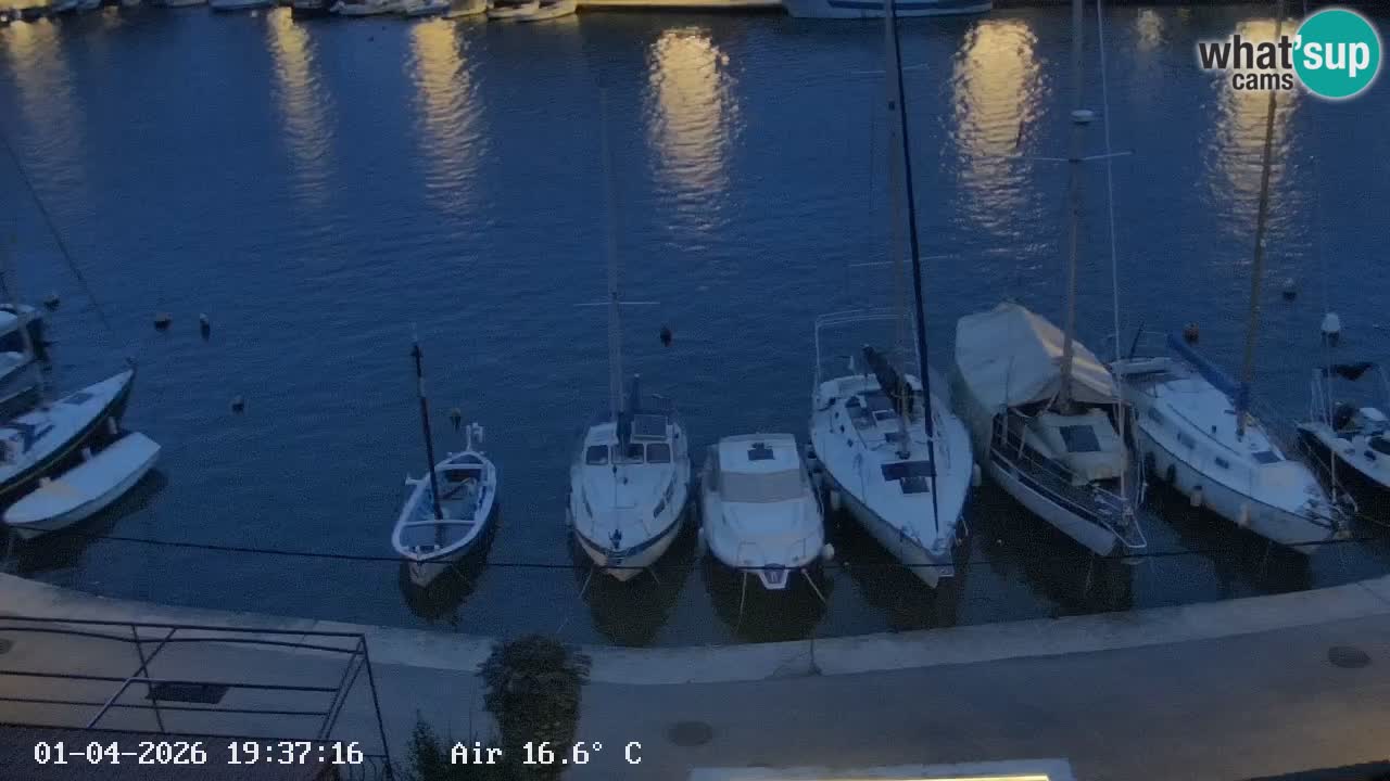 Camera Hvar Vrboska marina | isla de Hvar | Dalmacia