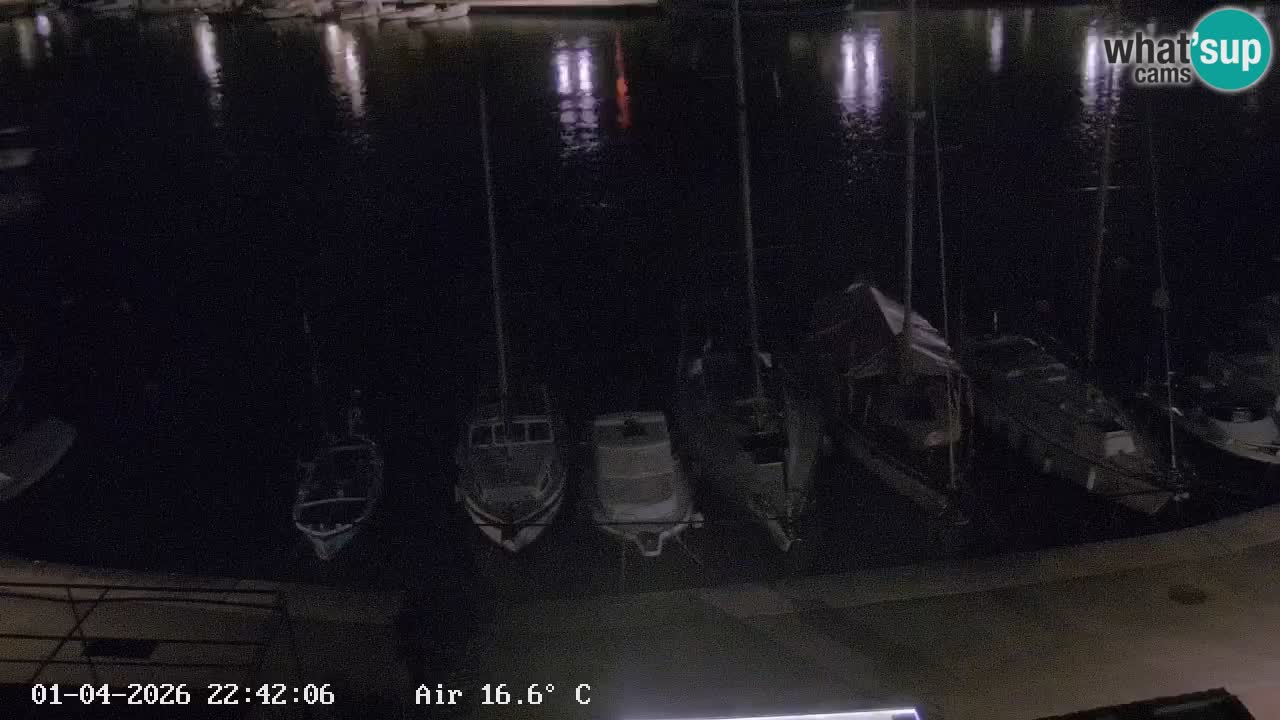 Camera Hvar Vrboska marina | isla de Hvar | Dalmacia