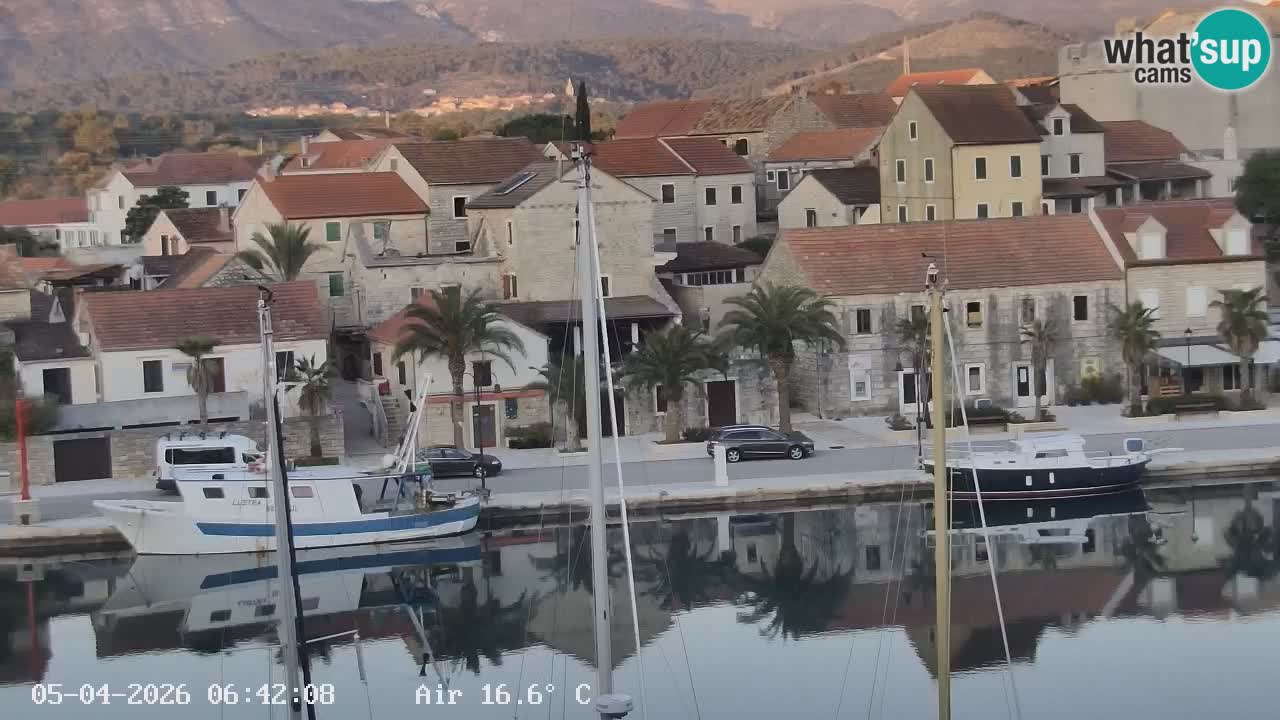 Camera Hvar Vrboska marina | isla de Hvar | Dalmacia