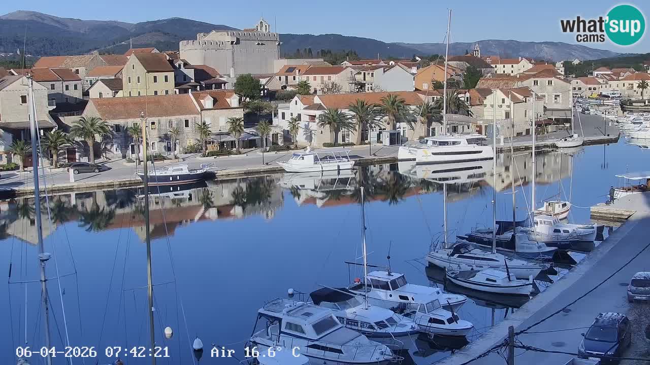 Kamera Hvar Vrboska marina | | Dalmacija