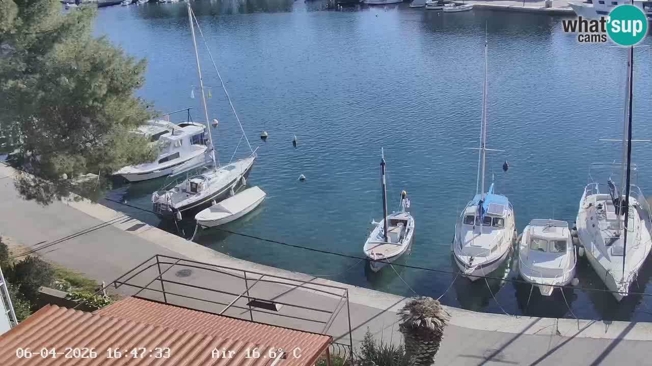 Kamera Hvar Vrboska marina | | Dalmacija
