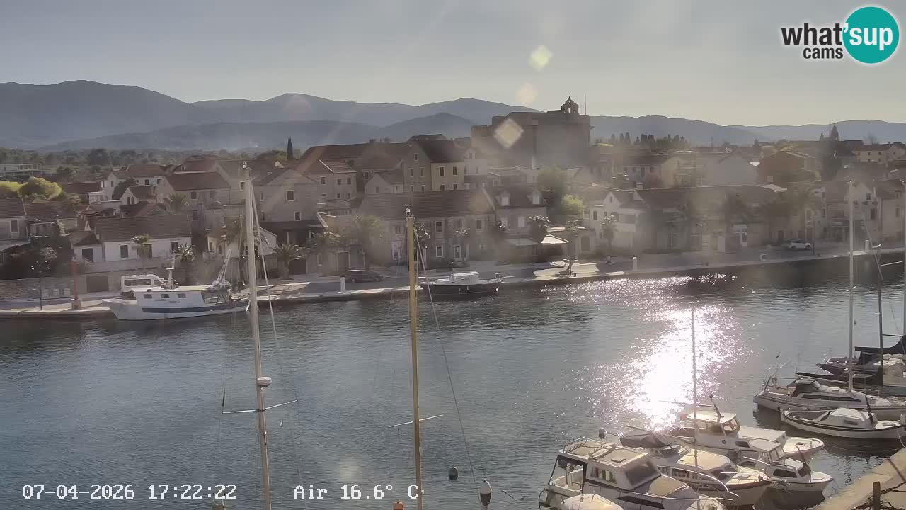 Kamera Hvar Vrboska marina | | Dalmacija