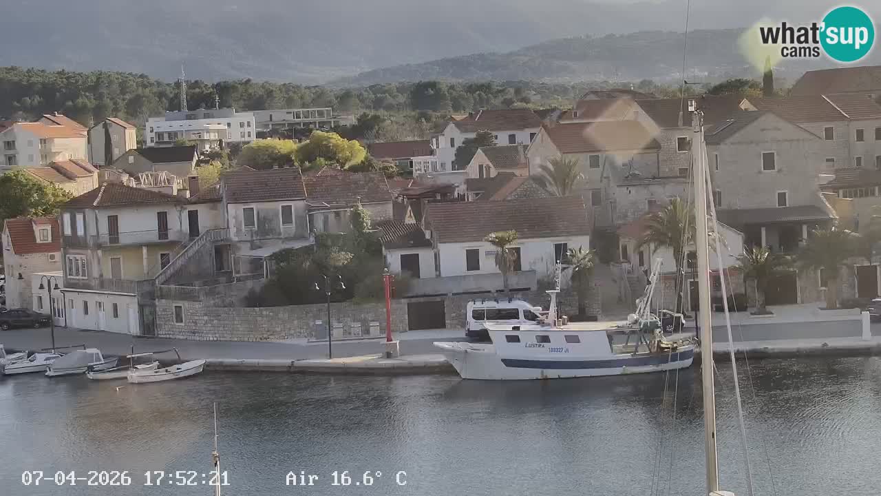 Kamera Hvar Vrboska marina | | Dalmacija