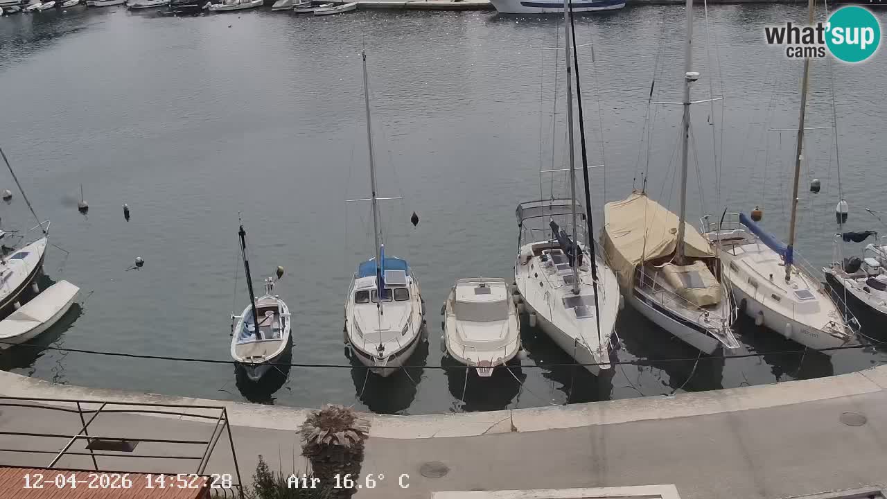 Kamera Hvar Vrboska marina | | Dalmacija