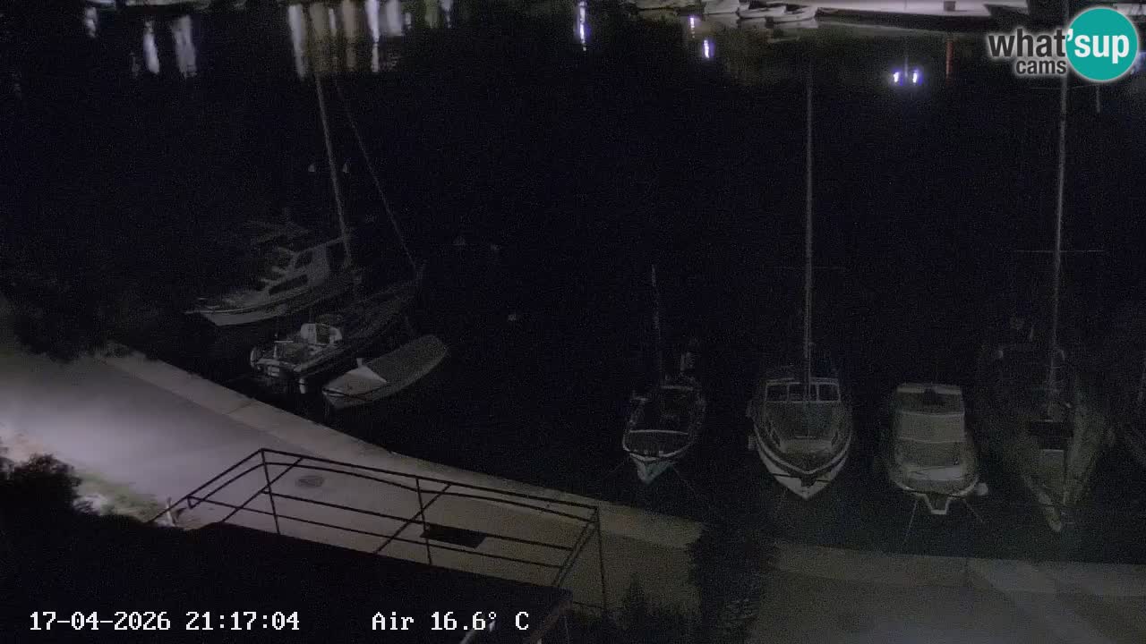 Kamera Hvar Vrboska marina | | Dalmacija