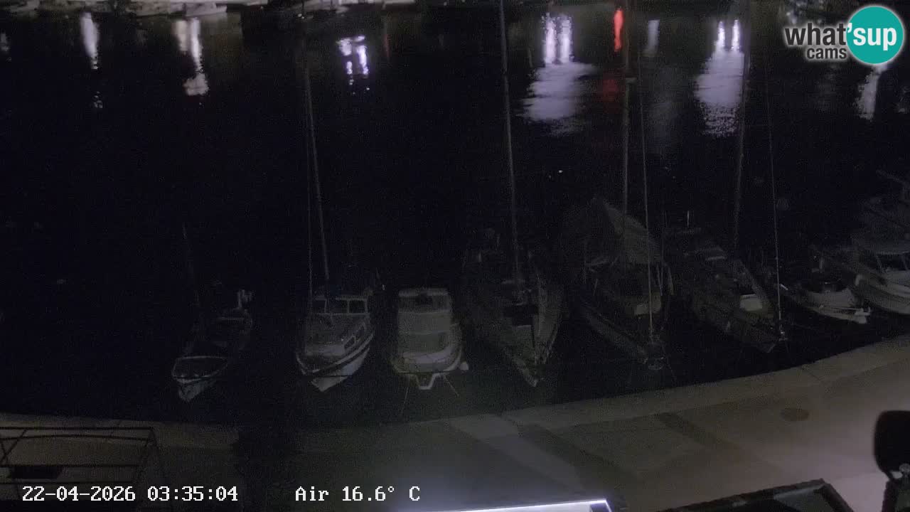 Camera Hvar Vrboska marina | isla de Hvar | Dalmacia