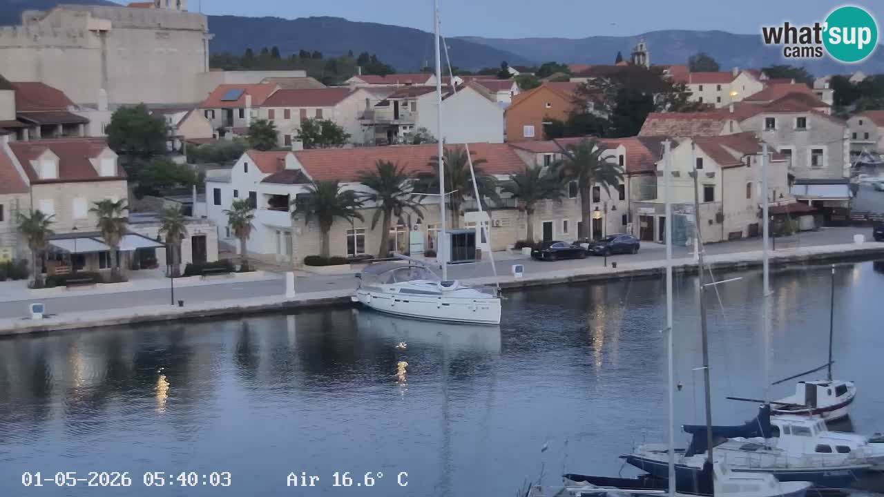 Camera Hvar Vrboska marina | isla de Hvar | Dalmacia