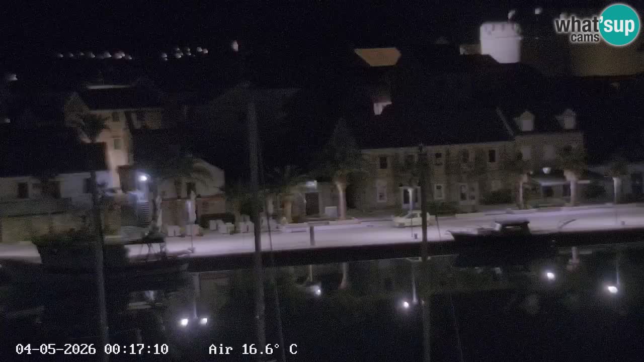 Camera Hvar Vrboska marina | isla de Hvar | Dalmacia