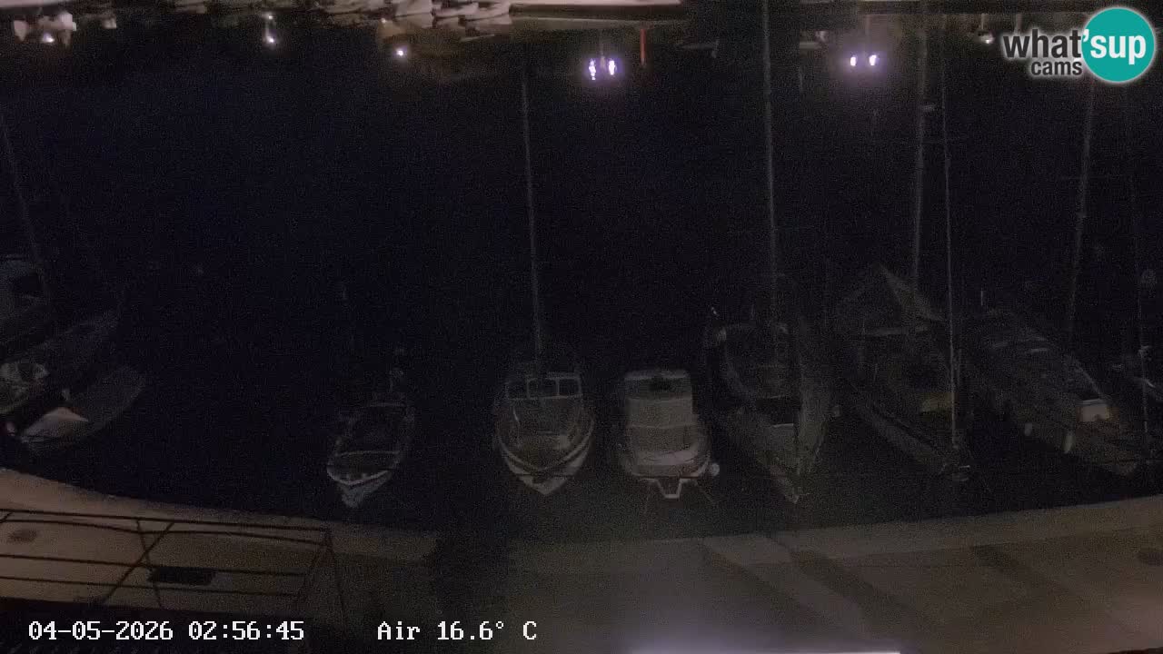 Camera Hvar Vrboska marina | isla de Hvar | Dalmacia