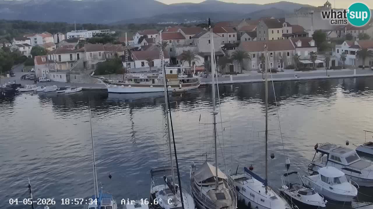 Camera Hvar Vrboska marina | isla de Hvar | Dalmacia