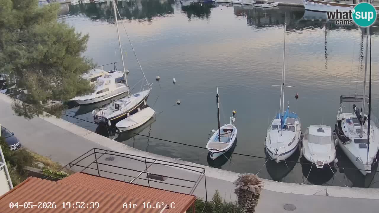 Camera Hvar Vrboska marina | isla de Hvar | Dalmacia