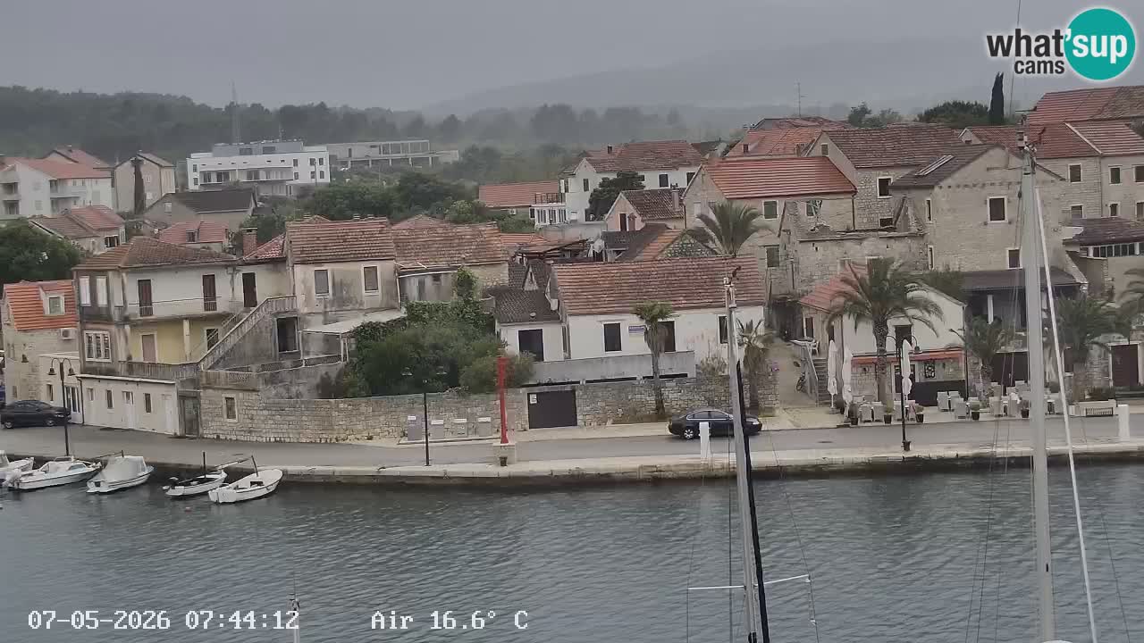 Kamera Hvar Vrboska marina | | Dalmacija